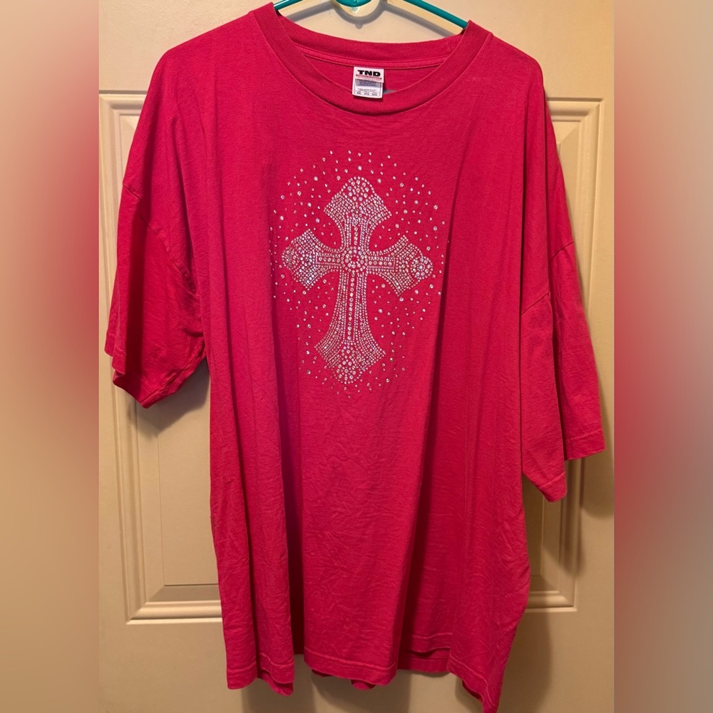 TND Tornado Activewear Hot Pink Cotton Tee Shirt with a Sparkly Cross Size 3XL